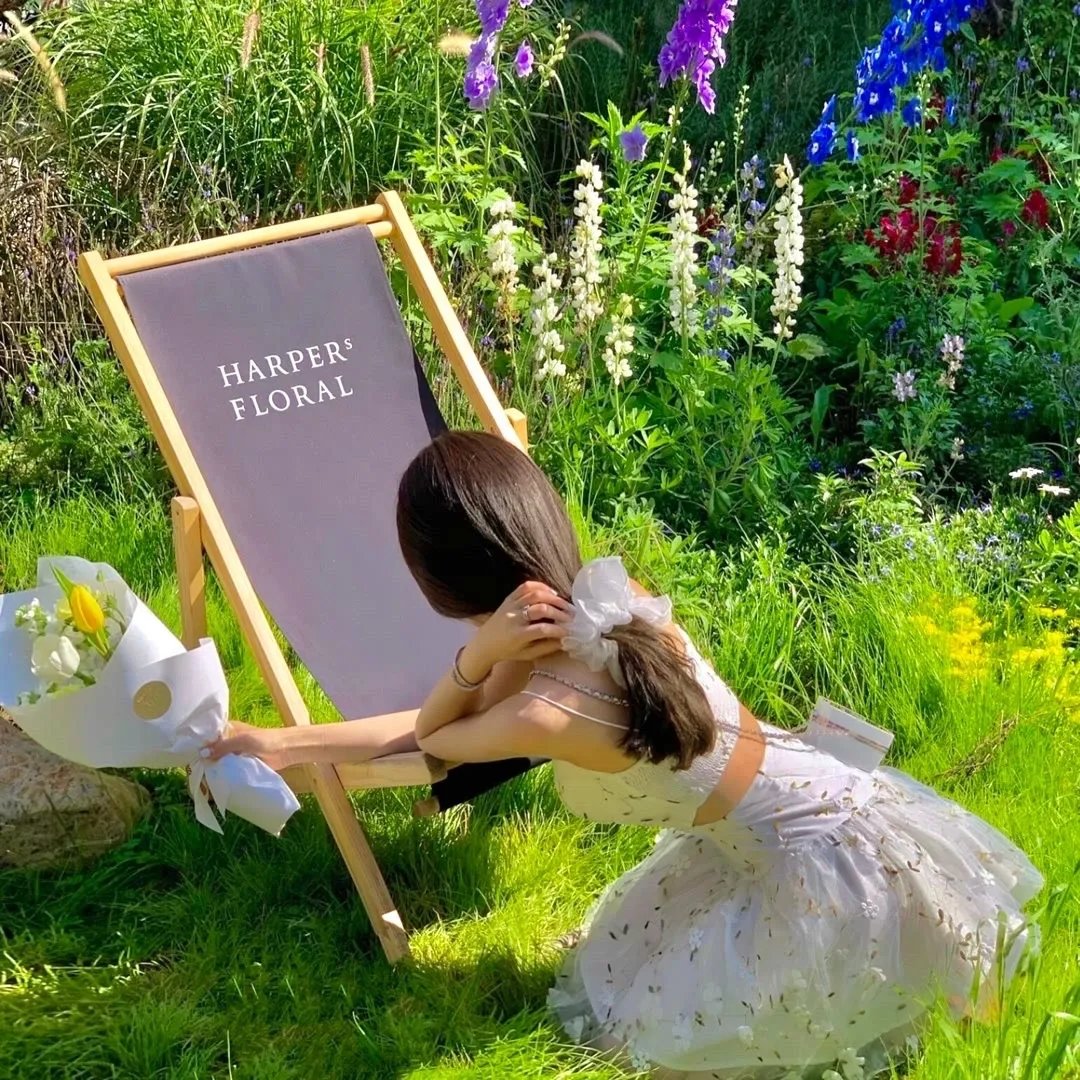 一个唱,一个不唱